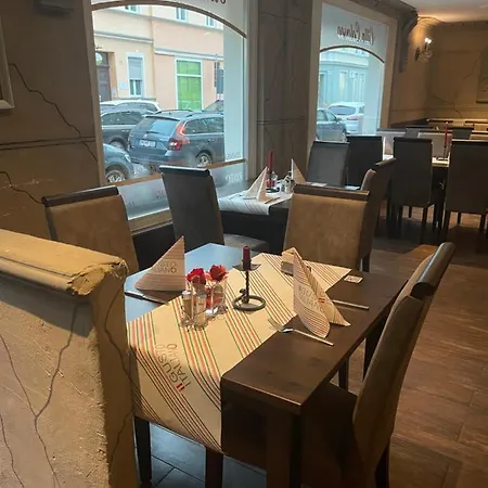 Otel Colosseo Im Herzen Von Meiningen
