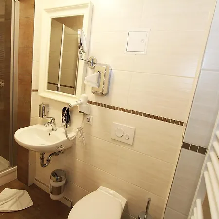 Colosseo Im Herzen Von Hotel 3*