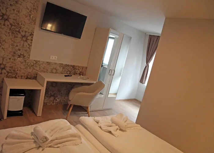 Colosseo Im Herzen Von Meiningen