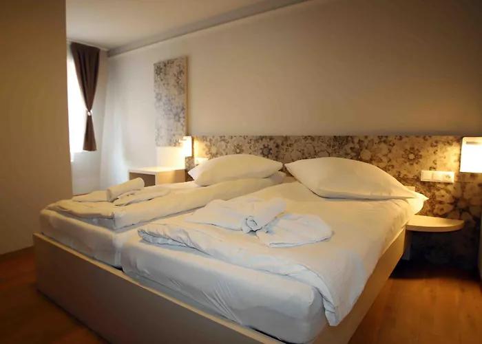 Colosseo Im Herzen Von Meiningen