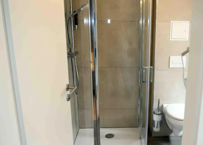 Hotel Colosseo Im Herzen Von Meiningen