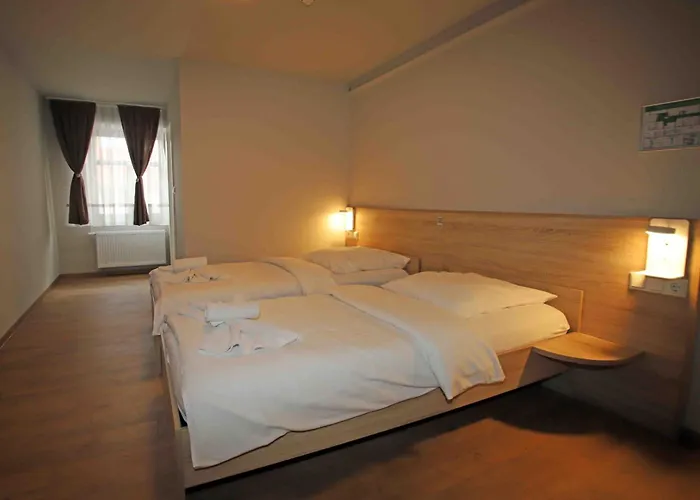 Hotel Colosseo Im Herzen Von 3*