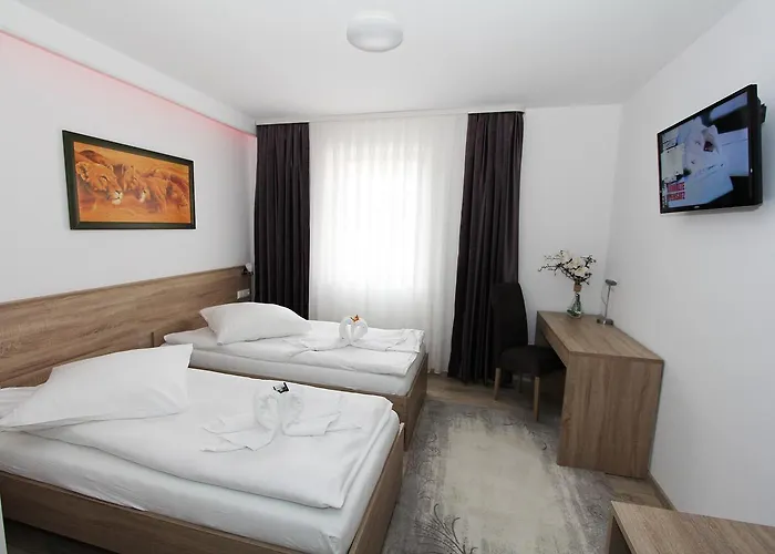 Hotel Colosseo Im Herzen Von Meiningen